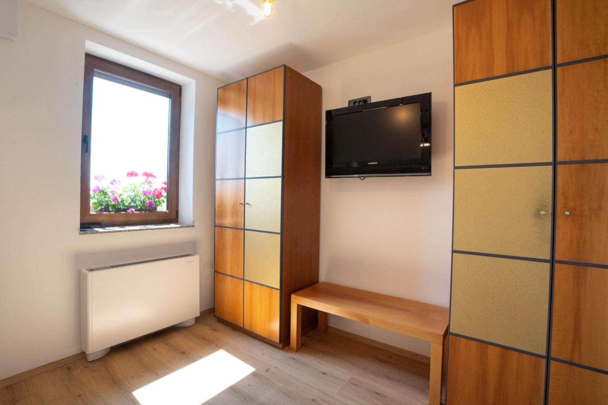 Aparthotel Hom At Vintgar Zgornje Gorje Kamer foto