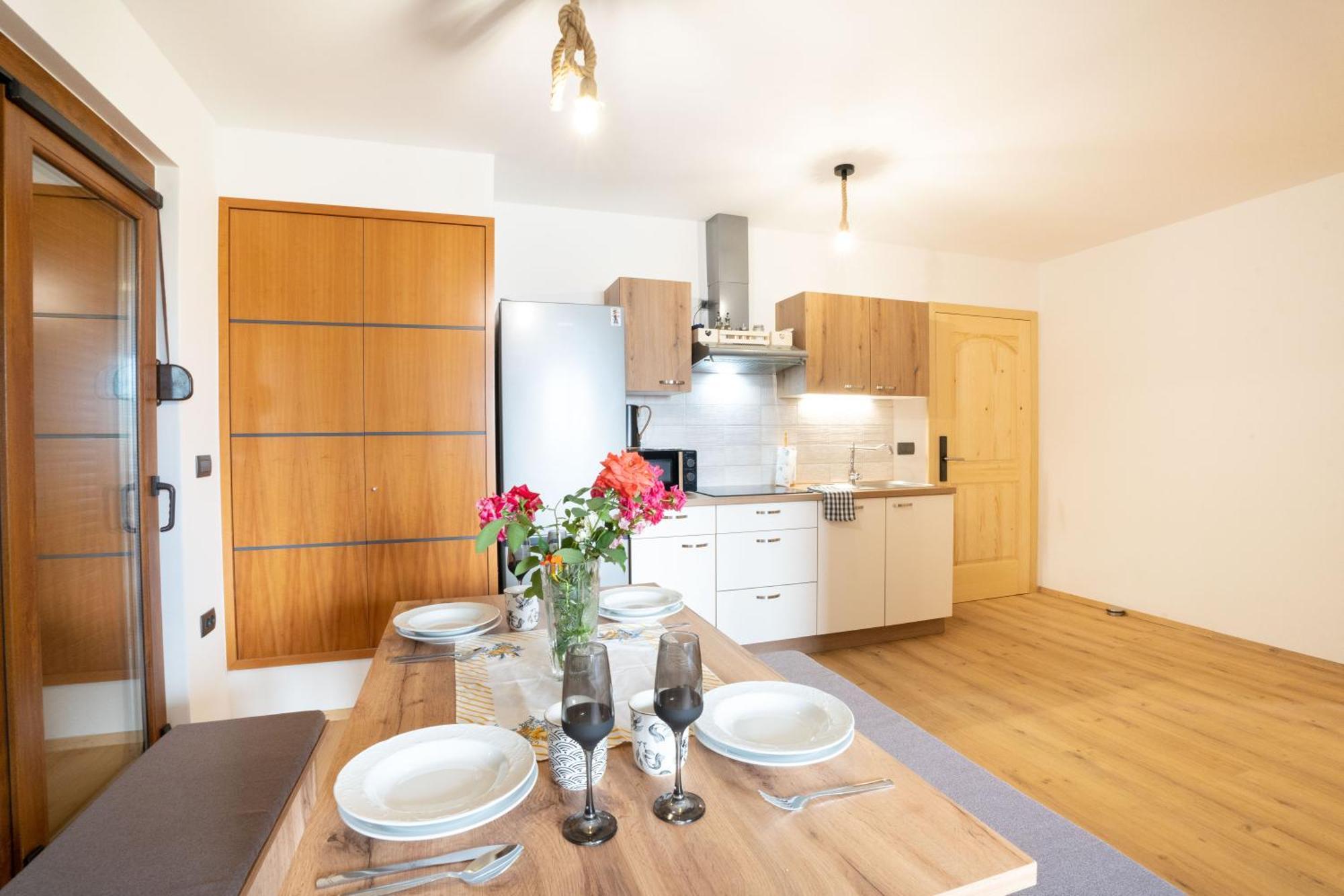 Aparthotel Hom At Vintgar Zgornje Gorje Kamer foto